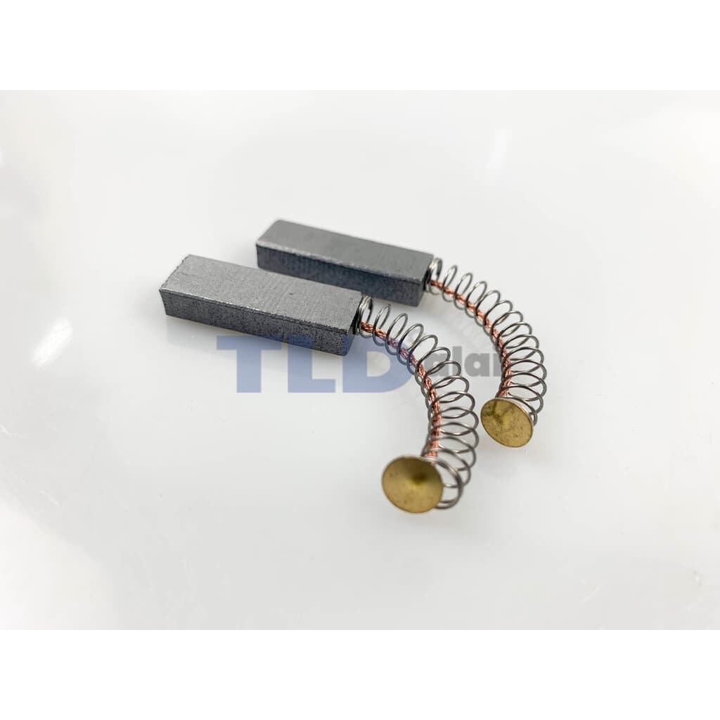 แปรงถ่านเครื่องดูดฝุ่น รหัส #004 ขนาด 6x11x30 mm. ใช้กับเครื่องดูดฝุ่นทั่วไป โดยเทียบจากขนาด (ถ่านมอเตอร์เครื่องด... รูปที่ 4
