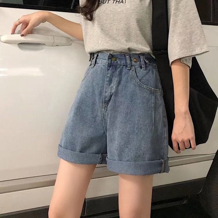 Swan shop แฟชั่นกางเกงยีนส์ขาสั้นสามส่วน​ ด้านข้างปรับกระดุมได้ ทรงสวย สุดฮิตวัยรุ่นมากๆ มีสองสี มาใหม่ค่ะ รูปที่ 8