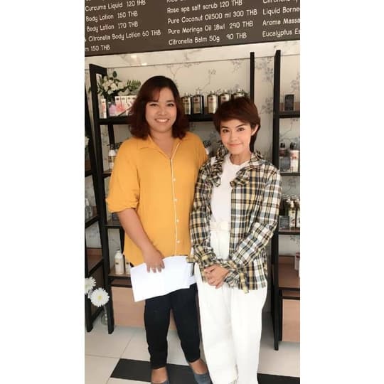 แชมพูใบขลู่ขนาด 250 มิลลิลิตร แชมพูแก้ผมร่วง แชมพูสมุนไพร ลดการหลุดร่วงของเส้นผม Rueanmaihom รูปที่ 8