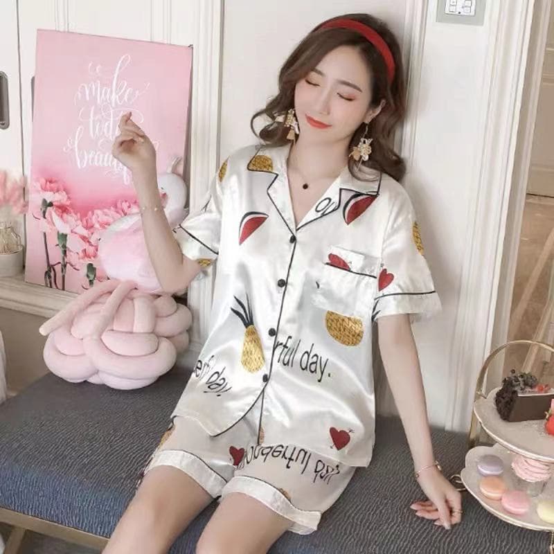 802 เสื้อนอนคอปกแขนสั้นขาสั้นผ้าซาตินนิ่มใส่สบายสีสด รูปที่ 4