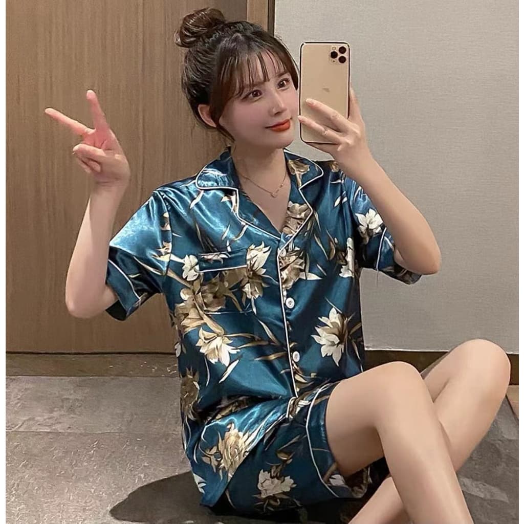 802 เสื้อนอนคอปกแขนสั้นขาสั้นผ้าซาตินนิ่มใส่สบายสีสด รูปที่ 2