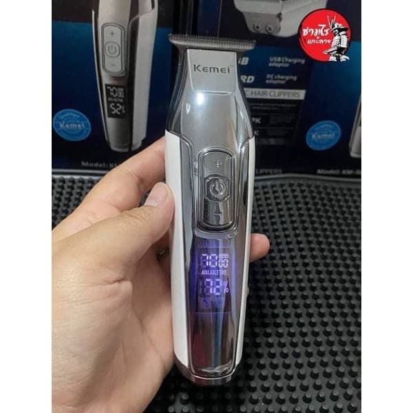 KEMEI​ KM-5027ปัตตาเลี่ยนกันขอบ​แกะลาย​ มาพร้อมหน้าจอLED​ปรับความแรงได้3ระดับ​ลับคม​แต่งบาง​เซาะร่องฟัน​พร้อมใช้งาน รูปที่ 1