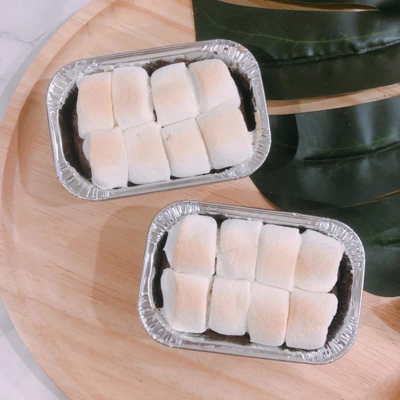ถูกสุดในช็อปปี้ บราวนี่แป้งน้อยมาก หน้ามาชเมโล่ เยิ้มๆ ยืดๆ อร่อยมาก รูปที่ 6
