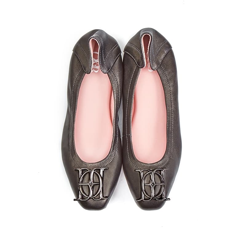 O&B รองเท้าหนังแกะ รุ่น AUDREY CREST IN MASTER BLACK-11087CS33388F_C9BKMT รูปที่ 1