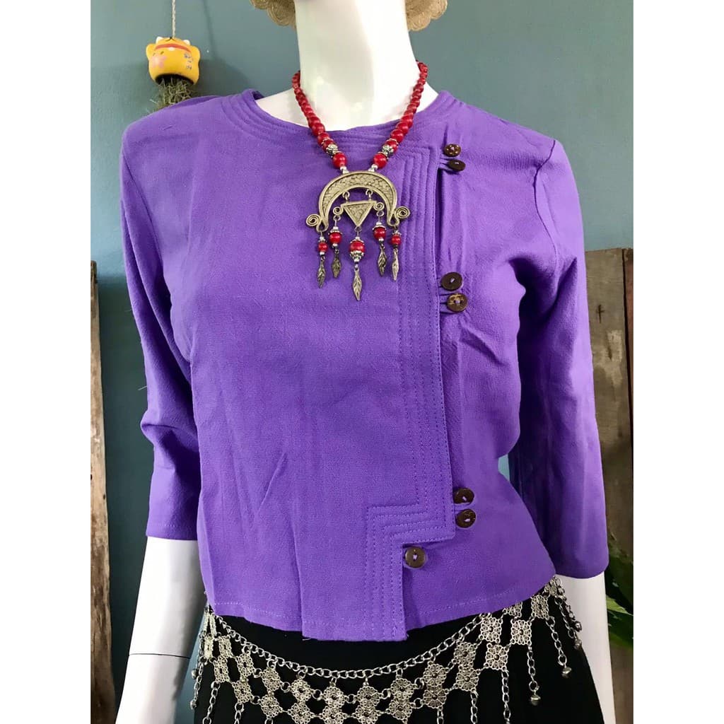 เสื้อพื้นเมืองผู้หญิงอองซานผ้าฝ้ายกระดุมกระลา size อก36,38,40,42,44,46 รูปที่ 6