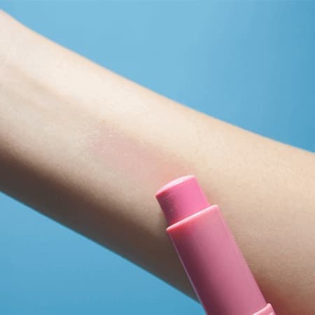 Ultra Lip Treatment 4.5 G. เภสัชกร แบบแท่ง อัลตราลิปทรีทเมนท์ ลิปมันเภสัช Ultralip รูปที่ 2