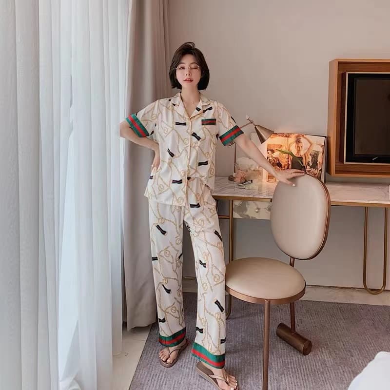 5555-1 SN ชุดนอนผู้หญิง น่ารักๆผ้าซาตินนิ่มใส่สบาย แขนสั้นขายาว สีสวยสด สไตล์เกาหลี รูปที่ 3
