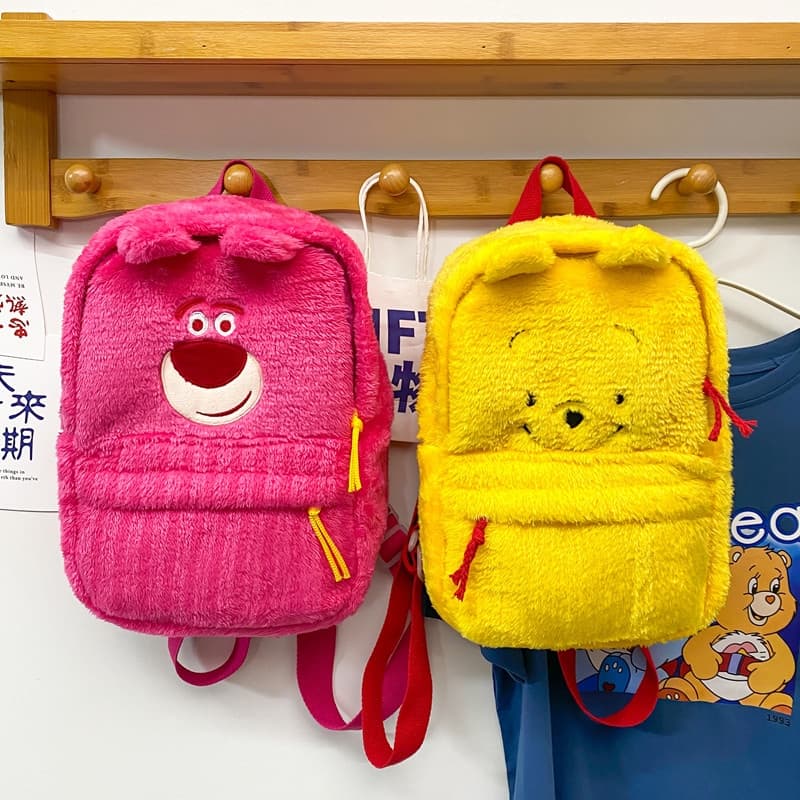 COD กระเป๋าเป้ขนฟูน่ารัก สีการ์ตูนสดใส ความจุใหญ่ สายสะพายปรับได้ ช่องซิป+ชั้นใน รูปที่ 2