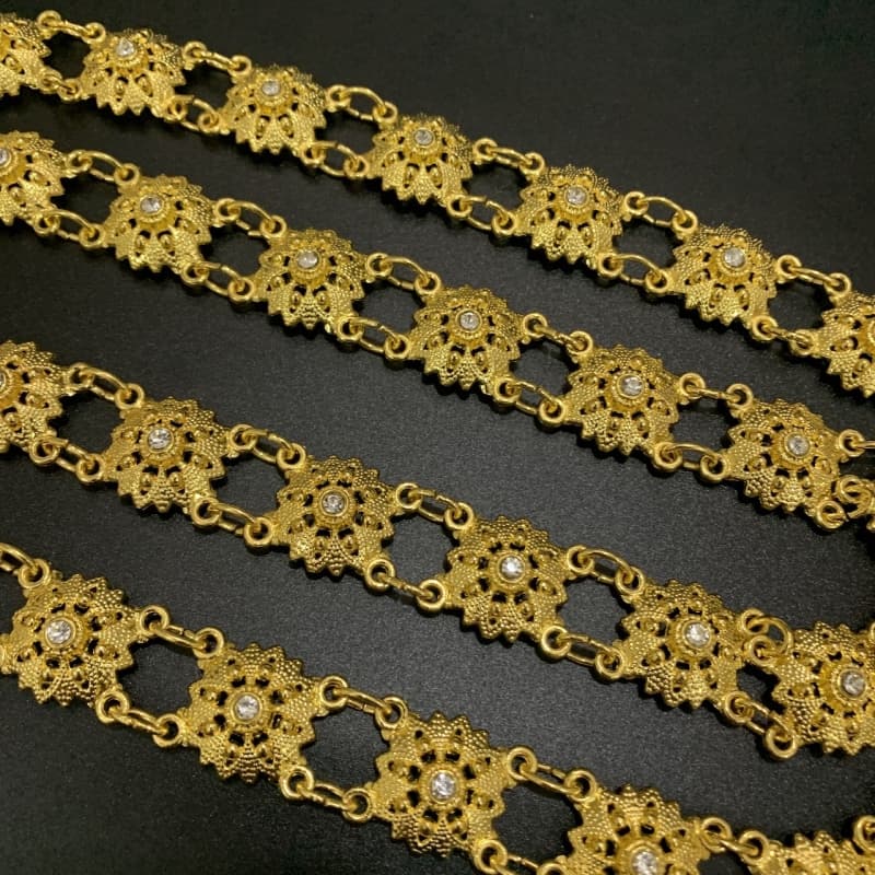 Vintage Jewelry ชุดเครื่องประดับไทย สร้อยคอ ต่างหูคลิป เข็มขัดหัวเข็มขัด สร้อยสังวาลย์ รูปที่ 4