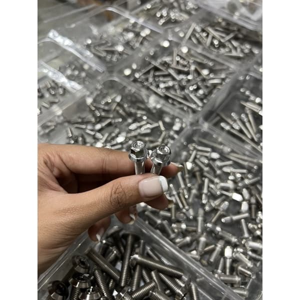 น็อตลายกลึงมือ น็อตCNC ลายกลึงมือ งานSC M6 /M8 ราคาต่อ1ตัว รูปที่ 1