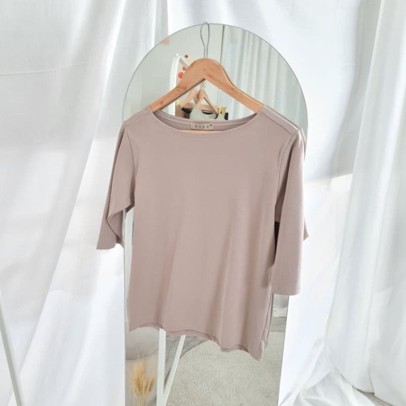 WARA เสื้อคอปาดแขนศอก ผ้า Cotton spandex รูปที่ 5