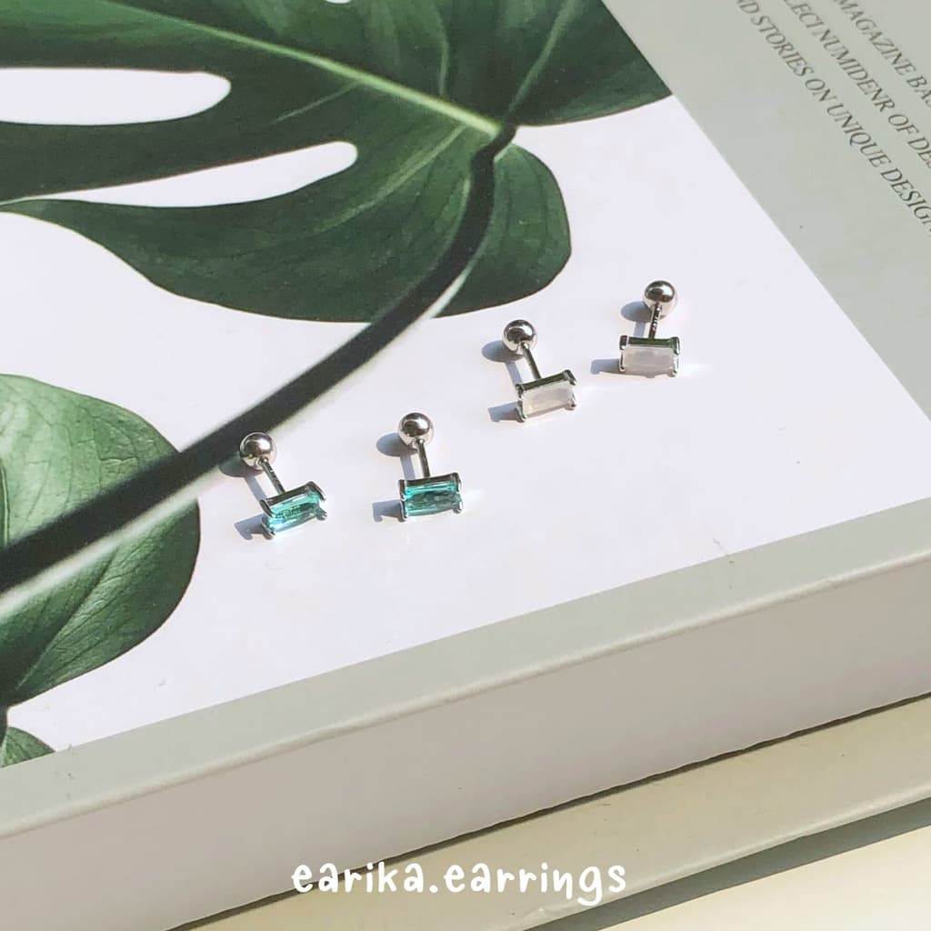 earika.earrings - gem square piercing จิวหูเงินแท้จี้เพชรทรงสี่เหลี่ยม เหมาะสำหรับคนแพ้ง่าย รูปที่ 8