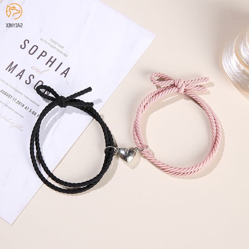 2 ชิ้นสร้อยข้อมือคู่จี้แม่เหล็ก คู่สร้างสรรค์เสน่ห์เครื่องประดับคนรักของขวัญ/คู่แม่เหล็กทอ รูปที่ 1