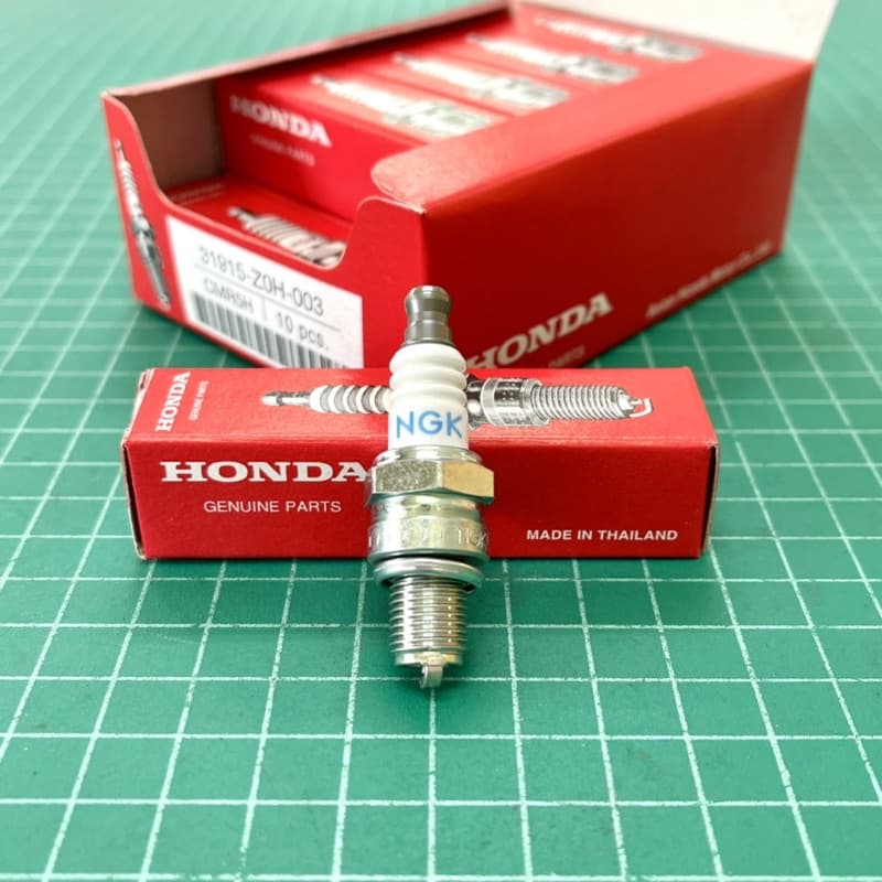 หัวเทียน ฮอนด้า GX35 แท้ 100% UMK435 UMR435 GX25 GX50 แท้ 100% Honda ราคาต่อ 1 ชิ้น รูปที่ 2