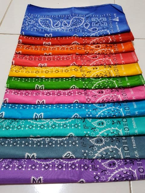 ผ้าเช็ดหน้าผืนใหญ่ ห้อยคอ โพกศรีษะ ผูกเสื้อเกาะอกได้i รูปที่ 8