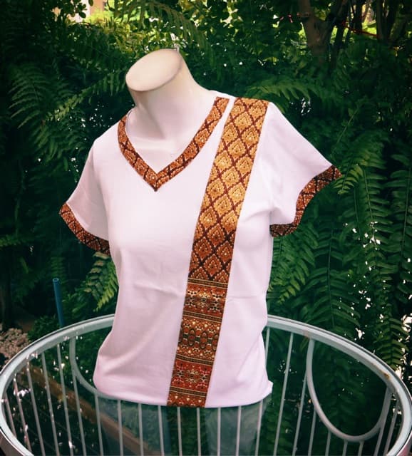 เสื้อยืดคอวีสปา เสื้อนวดลายไทยๆ รูปที่ 3