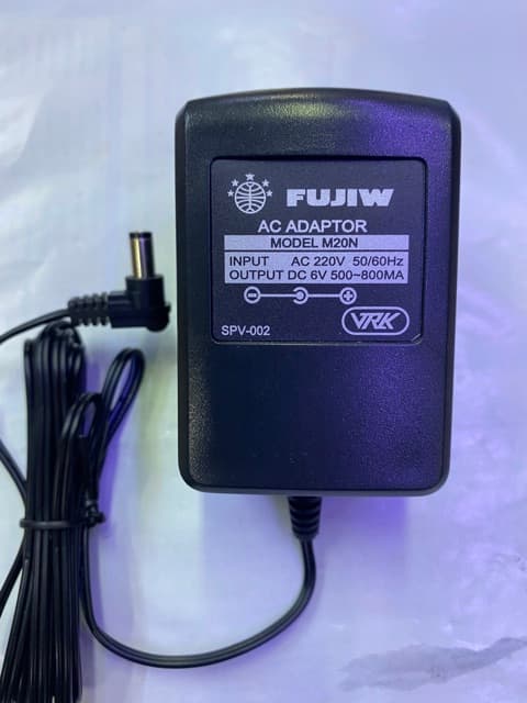 FUJIW อะแดปเตอร์ 6V. 500-800MA. -ใน +นอก แจ๊คขอบนอก5.5 รูใน2.1 รูปที่ 2