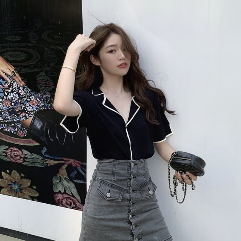 DODO* *เสื้อไหมพรมคอปก มีกระดุมหน้า ปลายแขนผ่าข้าง ใส่สวย แนวคุณหนู รูปที่ 2