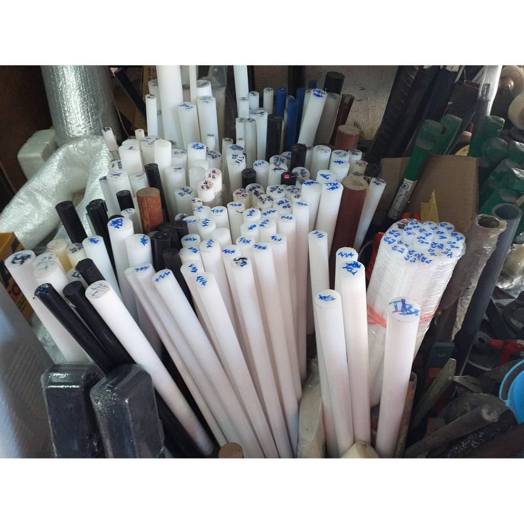 ซุปเปอร์ลีนแท่งกลมตัน หรือ ไนล่อนแท่งกลม สีขาวขุ่น ขนาด 20-40 มิล รูปที่ 1