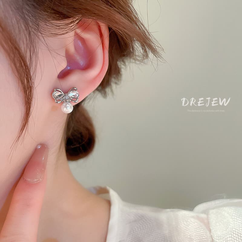 DREJEW ต่างหูสตั๊ด เข็มเงิน ประดับเพชร โบว์ มุก ดีไซน์หวาน เรียบง่าย ไฮเอนด์ รูปที่ 7