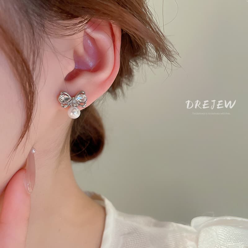 DREJEW ต่างหูสตั๊ด เข็มเงิน ประดับเพชร โบว์ มุก ดีไซน์หวาน เรียบง่าย ไฮเอนด์ รูปที่ 8