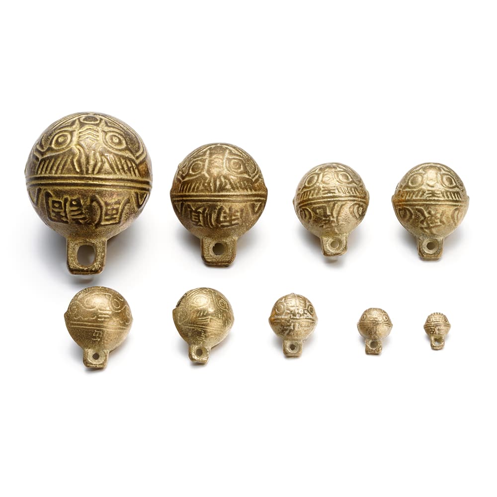 St.kunkka 5 ชิ้น กระดิ่งทองเหลือง และจี้สัตว์เลี้ยง กระดิ่งสุนัขแมวกระดิ่งสีทองเหลือง จี้กระดิ่งทองแดงนําโชคกระดิ่งห้อยคอสัตว์เลี้ยง 100% ไซซ์ SSS-XXL สําหรับสัตว์เลี้ยง สุนัข แมว รูปที่ 4
