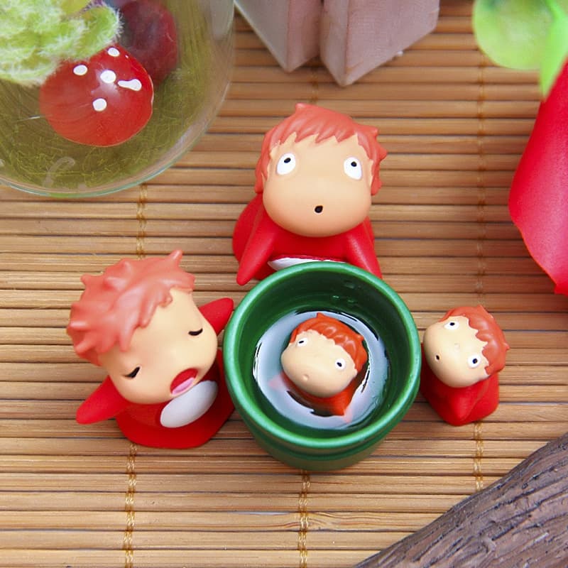 4 ชิ้น/เซ็ตอะนิเมะ Ponyo บน Cliff รูปถังปลาทองเจ้าหญิงรุ่น Q PVC Action Figures รุ่นเดสก์ท็อปตกแต่งตุ๊กตาของเล่น รูปที่ 2