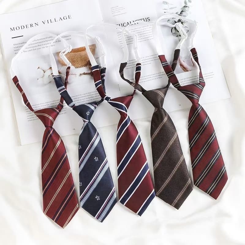 เด็กอนุบาล เน็คไทสีทึบแคนดี้ เด็ก bowtie เด็กผู้หญิง นักเรียนชายสั้น mini Lazy Tie รูปที่ 1