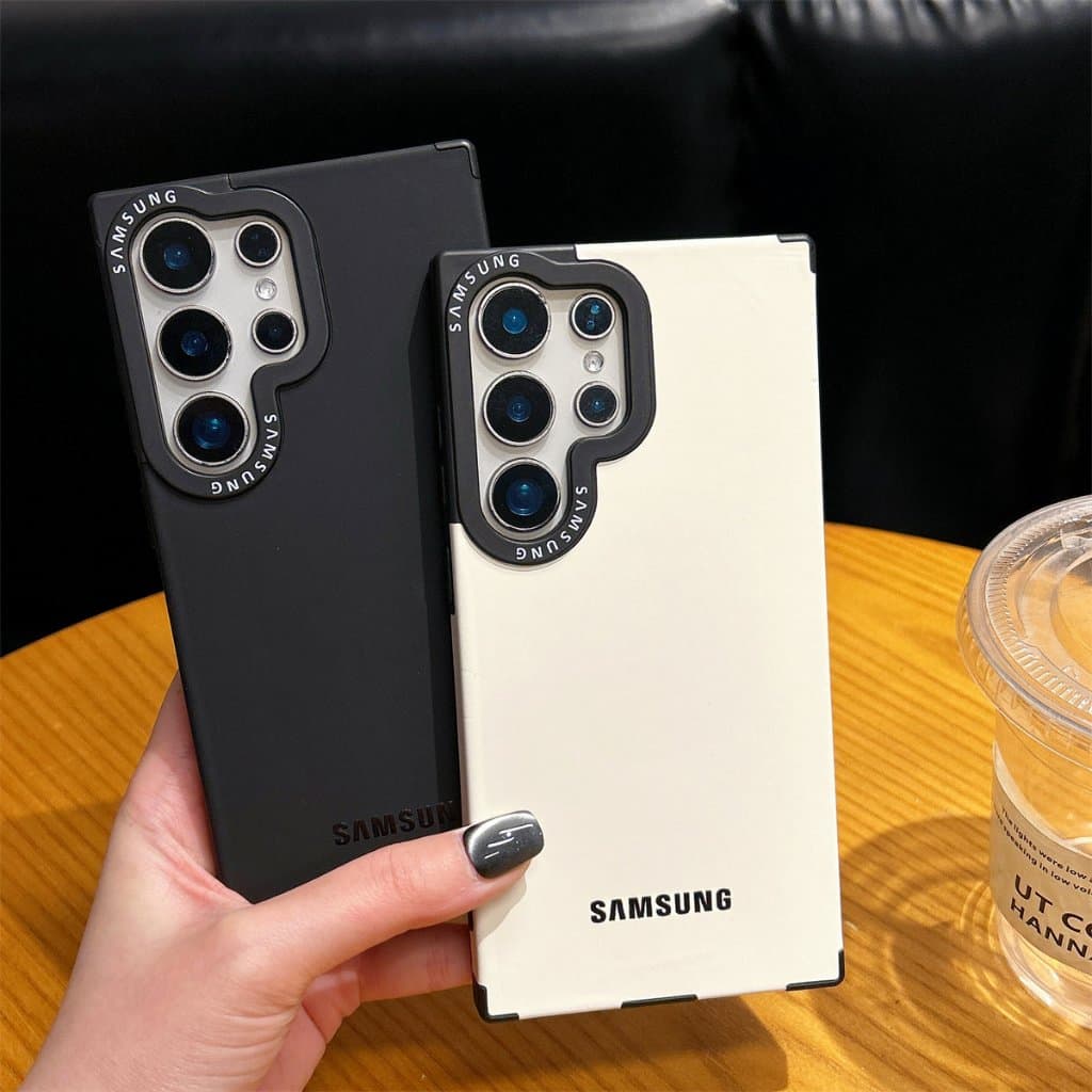 ซิลิโคน สีทึบ Logo Magnetic เคส Samsung Galaxy S26 Ultra S25 Ultra S25 Plus S25 S24 Ultra S24 Plus S24 S23 Ultra S22Ultra Case เคสโทรศัพท์ใหม่ ซิลิโคนอ่อนนุ่มป้องกันการตก เคสมือถือซัมซุง รูปที่ 1