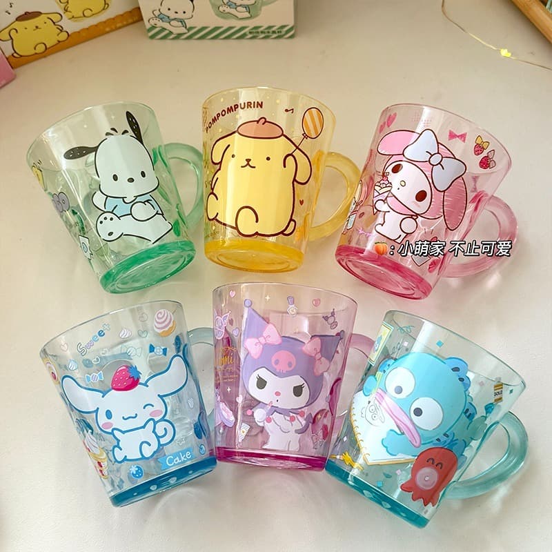 แก้วน้ำเด็ก Sanrio Kuromi วัสดุ AS คุณภาพดี ใสสวย ใช้ได้ทั้งดื่มน้ำ ดื่มนม และบ้วนปาก ขนาด 260ml เหมาะสำหรับเด็ก 2 ปีขึ้นไป รูปที่ 4
