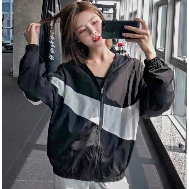 เสื้อแจ็กเก็ต เสื้อคลุมแขนยาว มีฮู้ด สไตล์เกาหลี ญี่ปุ่นเท่ๆ ใส่ได้ทั้งชายหญิง มี 3 สี ดำ ขาว สีเทา เหมาะกับการวิ่ง เดินป่า รูปที่ 7