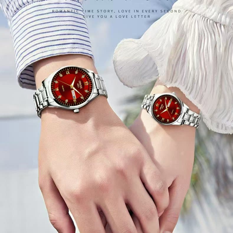ORUSS Original 2 ชิ้นคู่สแตนเลสสีแดง Dial Dual ปฏิทินหรูหรากันน้ํา Luminous นาฬิกาแฟชั่นเกาหลีรุ่นนาฬิกาควอตซ์ รูปที่ 7