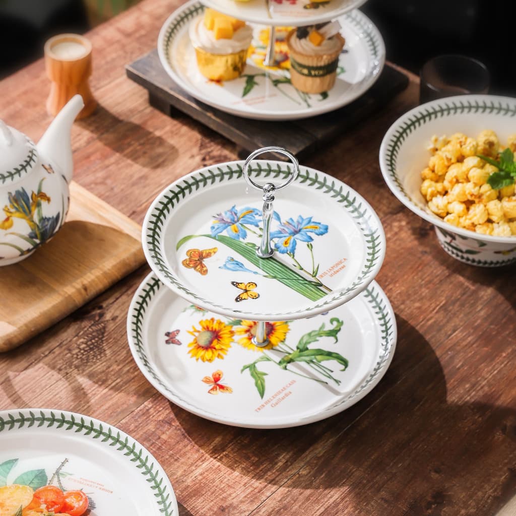 HongDian Portmeirion ชุดน้ำชายามบ่ายเซรามิก ceramic porcelain tea set ประกอบด้วยชามหูคู่ bowl จาน plate กาน้ำชา teapot โถ jar ลายดอกไม้เคลือบใต้เคลือบ underglaze ดีไซน์หรูหรา วัสดุคุณภาพสูง ปลอดภัยต่ออาหาร ทนความร้อน สีไม่ซีดจาง ใช้กับ microwave oven รูปที่ 3