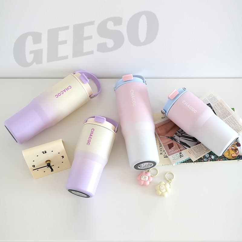 GEESO ถ้วยเก็บอุณหภูมิ ถ้วยน้ําถ้วยกาแฟฟางแบบพกพา 304 สแตนเลส สไตล์เรียบง่าย 600/900มล Tumbler 304 Stainless Steel Thermos Water Bottle With Handle 多巴胺保温杯 รูปที่ 9