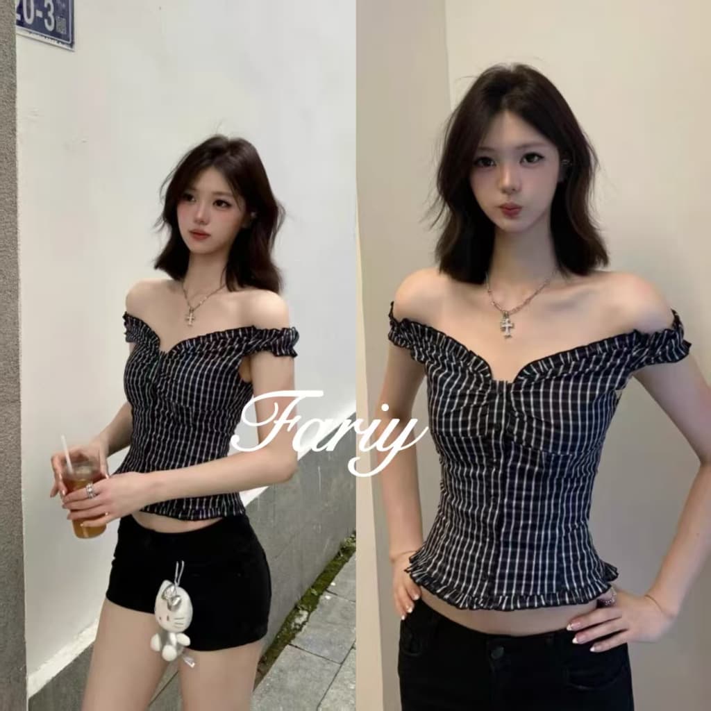 Fariyคลังสินค้าพร้อม เสื้อเชิ้ตลายสก็อตสีดำสไตล์เรโทรสุดฮอตสำหรับผู้หญิง ทรงสั้นเปิดไหล่ ทรงเข้ารูปช่วงเอว รูปที่ 1