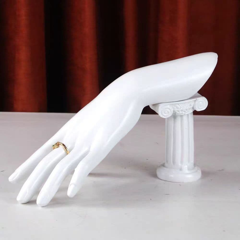 Creative Resin Hand Mannequin – ขาตั้งแสดงเครื่องประดับและที่วางจัดเก็บสําหรับแหวน, สร้อยข้อมือ, นาฬิกา, กําไลข้อมือ, เหมาะสําหรับร้านเครื่องประดับ, ร้าน Windows, ร้านเสริมสวย & Home Organization รูปที่ 5