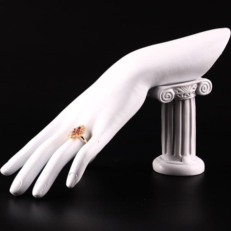 Creative Resin Hand Mannequin – ขาตั้งแสดงเครื่องประดับและที่วางจัดเก็บสําหรับแหวน, สร้อยข้อมือ, นาฬิกา, กําไลข้อมือ, เหมาะสําหรับร้านเครื่องประดับ, ร้าน Windows, ร้านเสริมสวย & Home Organization รูปที่ 6