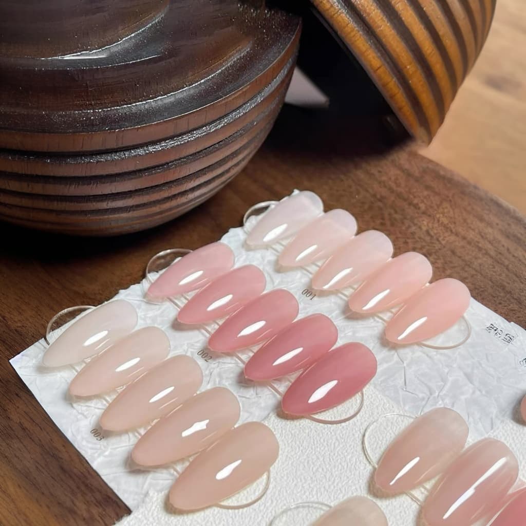 SHAKA สีทาเล็บเจลนู้ดนางฟ้า 9 สี โทนเบาสว่าง เพ้นท์เล็บ โทนสีนู้ด แบบแช่ออก ติดทนนาน UV ทำเล็บ รูปที่ 2