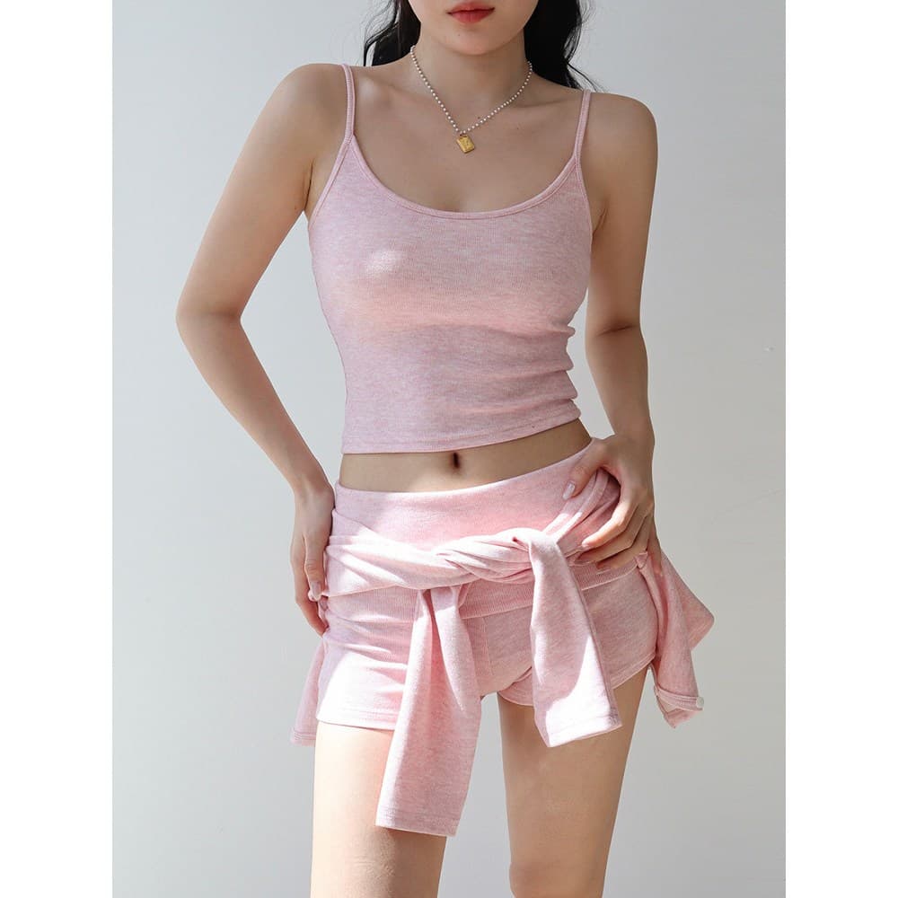 Hotpink ส่งจาก Bangkokชุดสุดฮอต~ เสื้อคาร์ดิแกนสั้น เสื้อสายเดี่ยวเข้ารูป และกางเกงขาสั้นพับขา สีเข้าชุดกัน รูปที่ 4