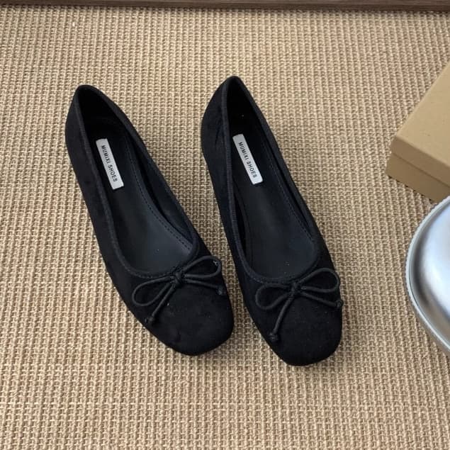 LuxLane Retro Suede Ballet Flats สําหรับผู้หญิงรอบ Toe Mary Jane ตุ๊กตารองเท้า Bowknot Soft Dress รองเท้า รูปที่ 7
