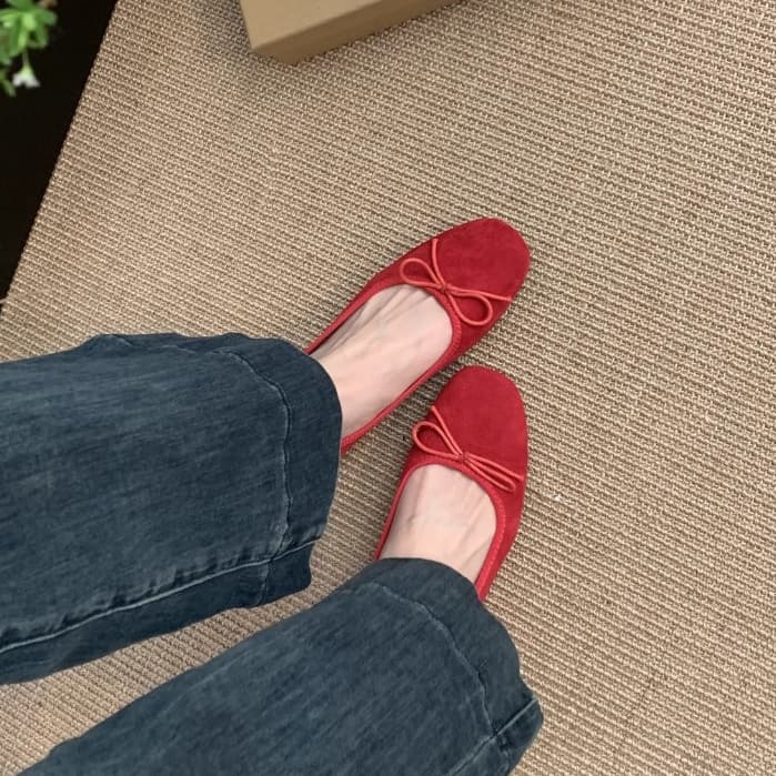 LuxLane Retro Suede Ballet Flats สําหรับผู้หญิงรอบ Toe Mary Jane ตุ๊กตารองเท้า Bowknot Soft Dress รองเท้า รูปที่ 9