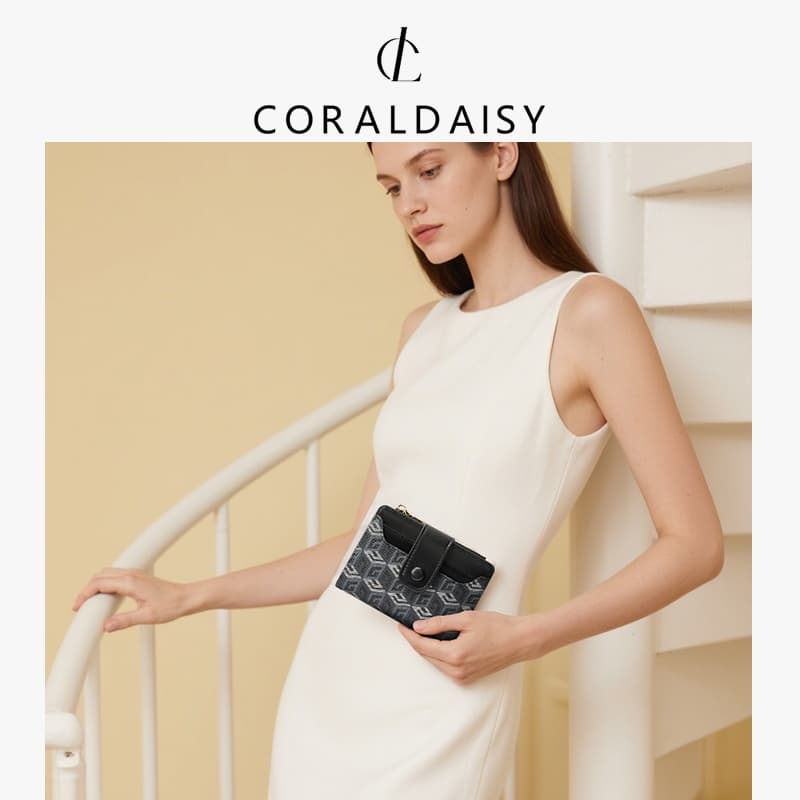 CORALDAISY สินค้าใหม่ปี 2026 กระเป๋าสตางค์แบบพับสองทบ ที่ใส่บัตรหนังสุดหรู ช่องใส่บัตรหลายช่อง รูปที่ 4