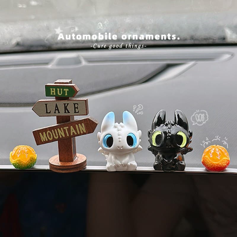 ตุ๊กตาเขี้ยวกุดน่ารัก – แฮนด์เมดการ์ตูนมังกรเครื่องประดับสําหรับรถแดชบอร์ดสก์ท็อปคอมพิวเตอร์ตกแต่งบ้านของขวัญสร้างสรรค์สําหรับแฟนๆ รูปที่ 4