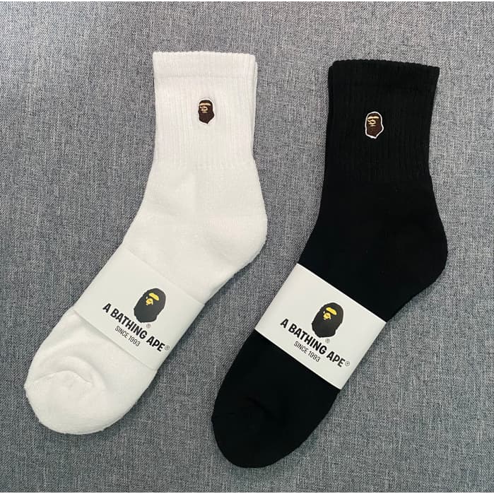 BAPE ถุงเท้าสไตล์คนชอบปักลวดลาย แฟชั่นล้ำยุคสำหรับกีฬาและชีวิตประจำวัน ผ้าฝ้ายนุ่มสบาย รูปที่ 4
