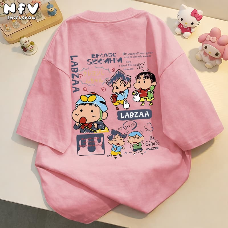NFV ลายพิมพ์ชินจัง เสื้อยืดแขนสั้นคอกลม ทรงหลวม ผ้าคอตตอน 100% ระบายอากาศ ใส่สบาย YG1077 รูปที่ 4