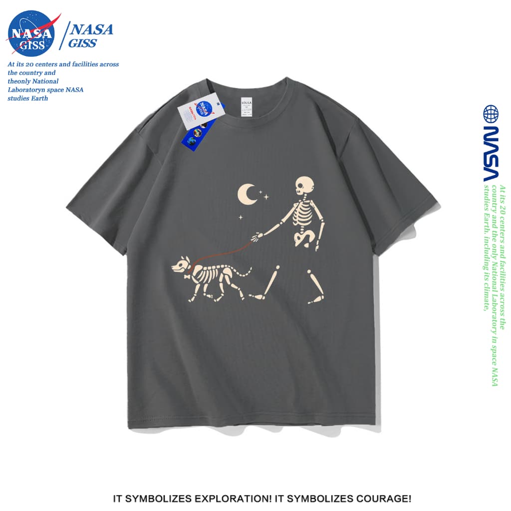 NASA เสื้อยืดชายหญิงแขนสั้น สตรีทฮิปฮอป summer Traveling at night พิมพ์ลาย คอตตอน คอกลม หลวมและระบายอากาศ รูปที่ 4