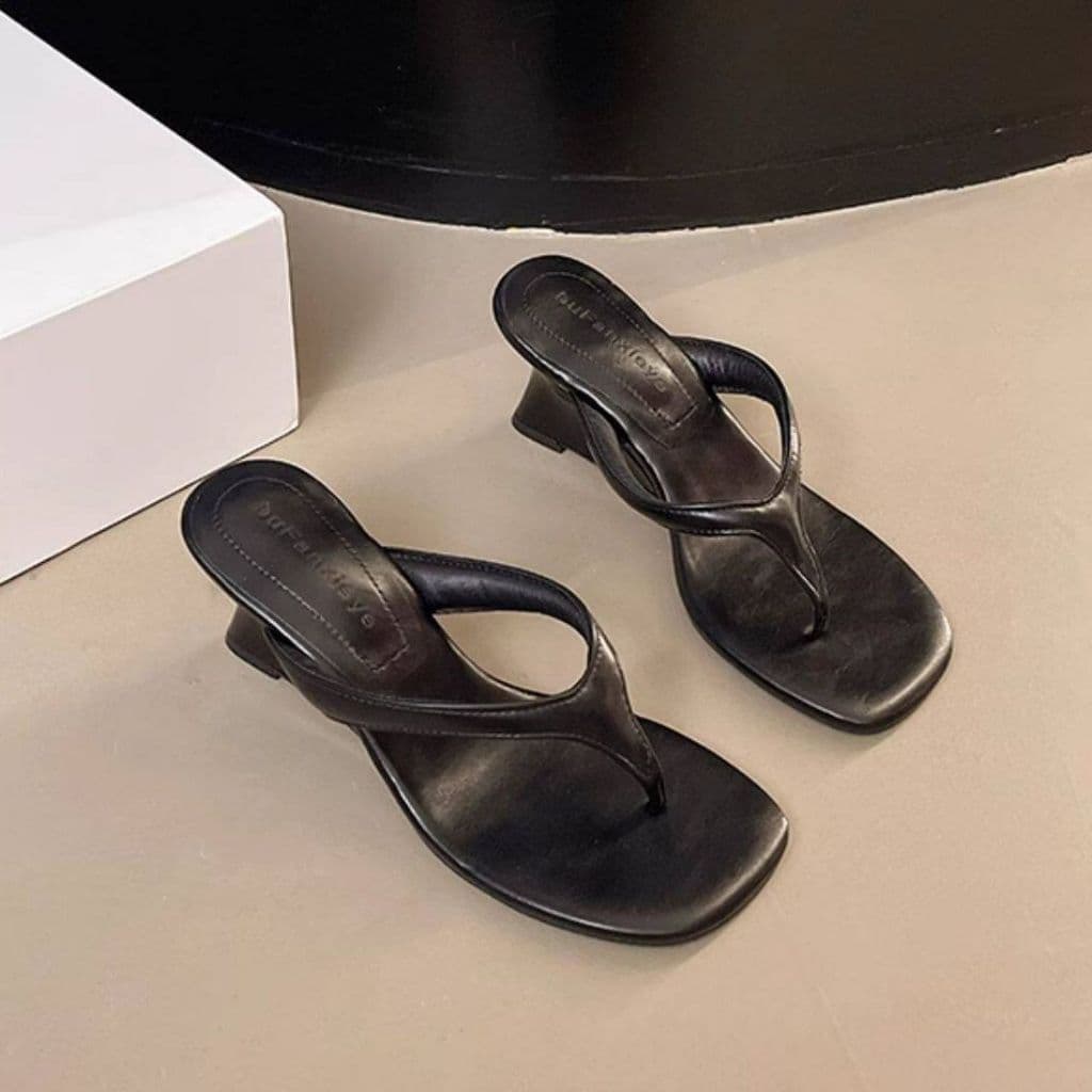 รองเท้าแตะคีบส้นเอียงแฟชั่น ส้นลาดสวยๆ ไม่กดเท้า ใส่ประจำวัน Women wedge heel slide sandals รูปที่ 2