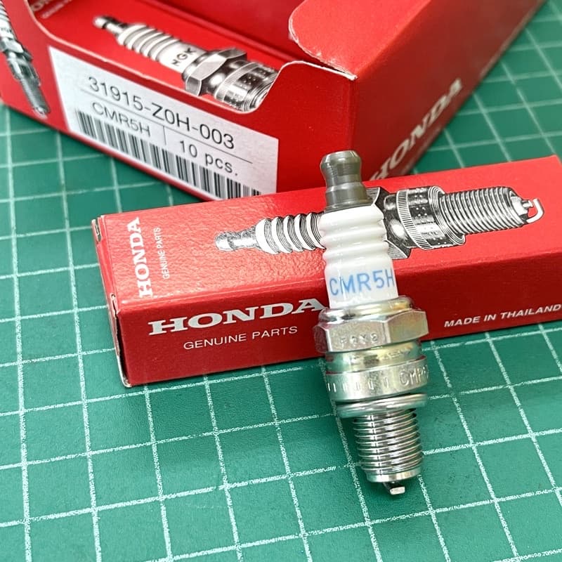 หัวเทียน ฮอนด้า GX35 แท้ 100% UMK435 UMR435 GX25 GX50 แท้ 100% Honda ราคาต่อ 1 ชิ้น รูปที่ 5