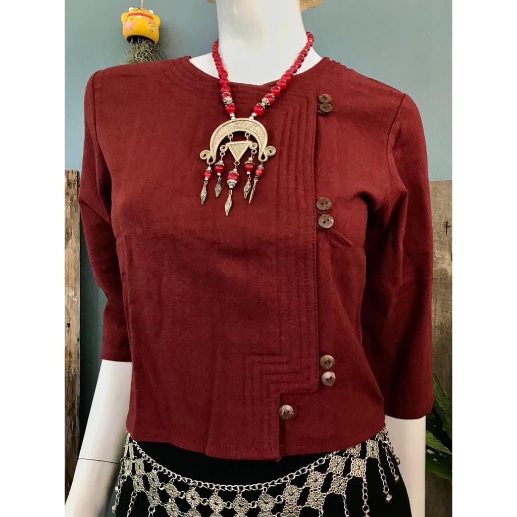 เสื้อพื้นเมืองผู้หญิงอองซานผ้าฝ้ายกระดุมกระลา size อก36,38,40,42,44,46 รูปที่ 5
