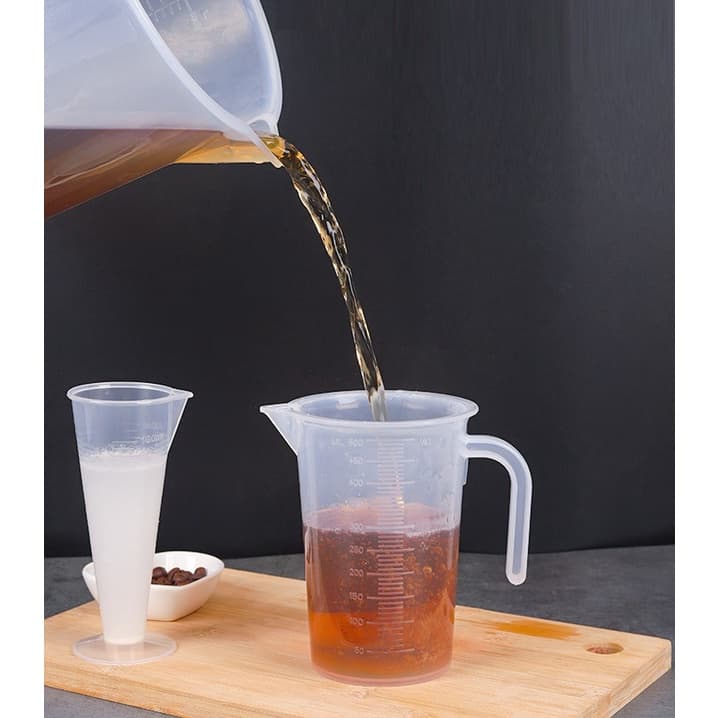 เหยือกตวงพลาสติก แบบมีมาตรวัดปั๊มนูน (250ml. 500m..1000ml. 2000ml.3500ml. 5000ml.) รูปที่ 3